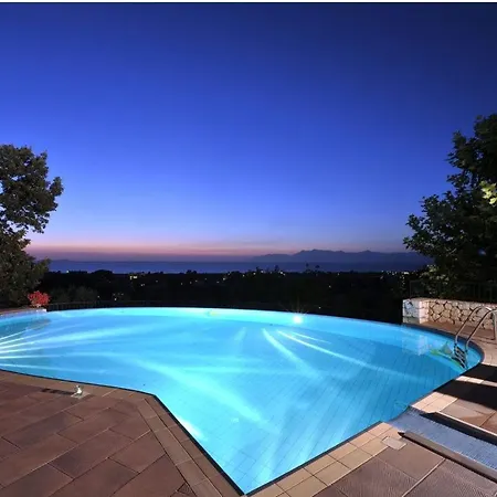 Villa Melenia *
